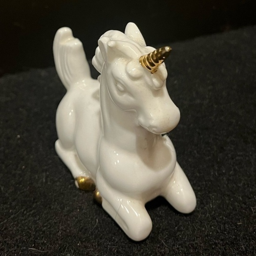 Vintage Christmas Unicorn Figurine Bone China - Picture 4 of 10